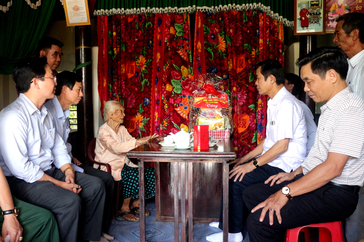 Cải cách hành chính trong thực hiện chính sách cho người có công