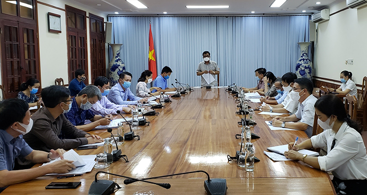 Đẩy mạnh phong trào thi đua sản xuất, kinh doanh giỏi gắn với kinh tế hợp tác