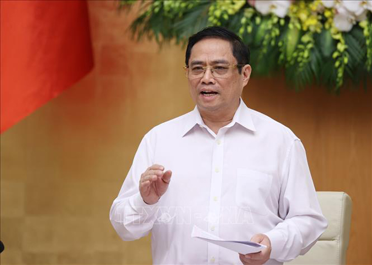 Cảnh giác với dịch bệnh nhưng không ngăn sông, cấm chợ