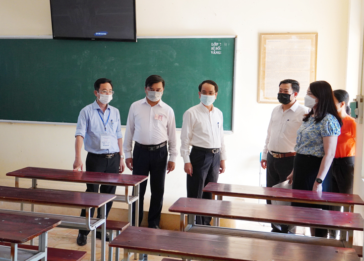 Kiểm tra công tác chuẩn bị cho Kỳ thi, tuyển sinh vào lớp 10 năm học 2021-2022