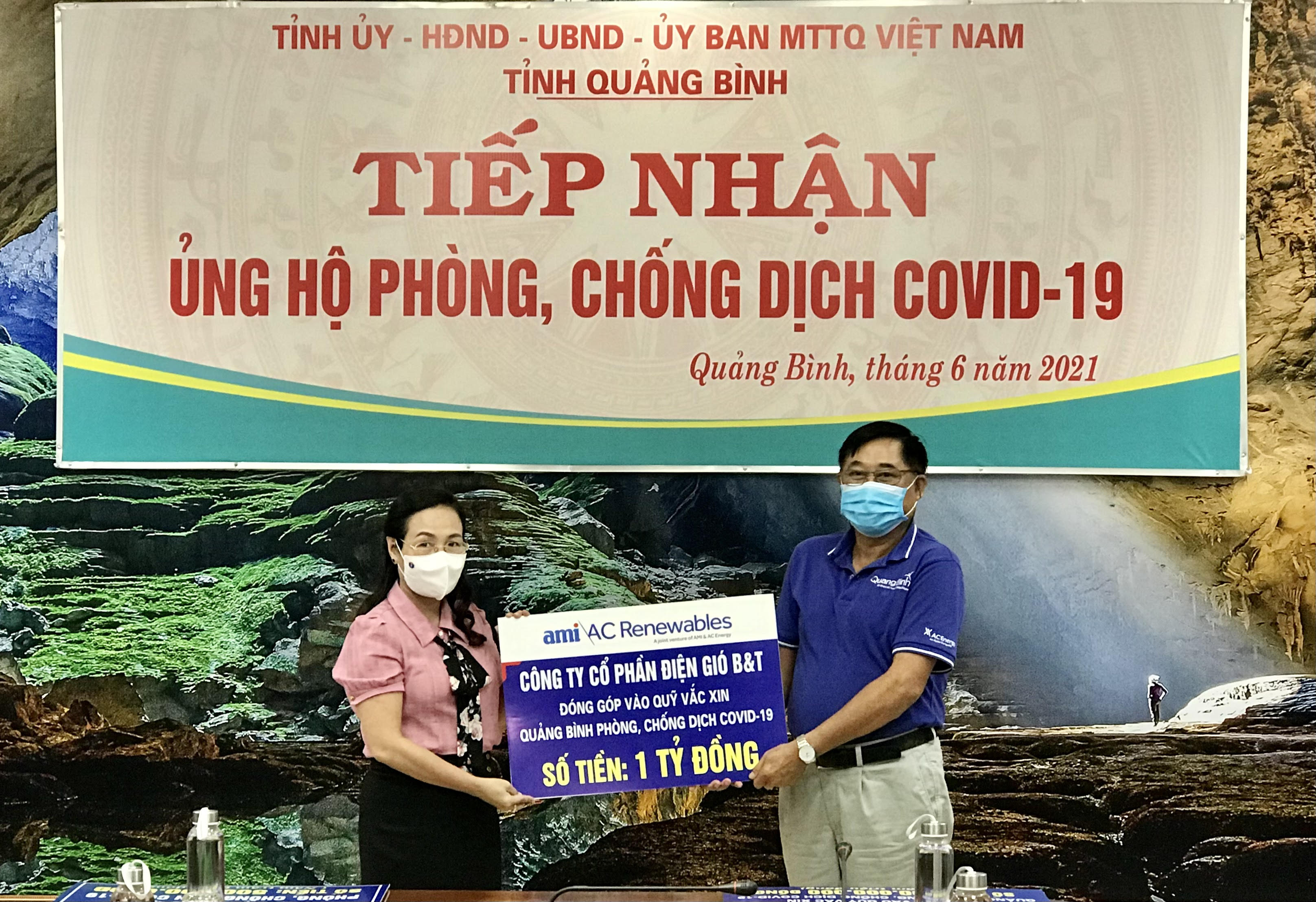 Công ty CP Điện gió B&amp;T ủng hộ 1 tỷ đồng cho Quỹ Phòng, chống dịch Covid-19 tỉnh