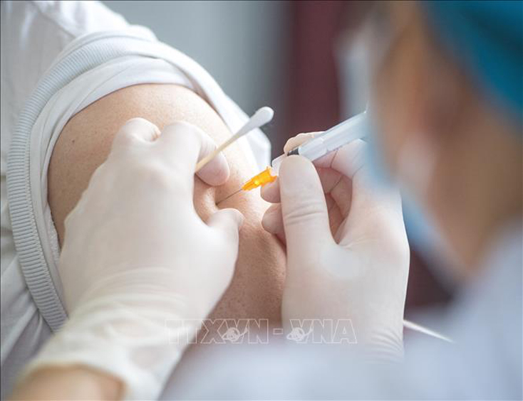 WTO xúc tiến đàm phán tăng nguồn cung vaccine cho các nước đang phát triển