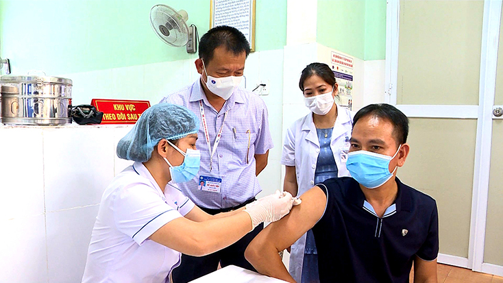 Tiêm vắc-xin phòng Covid-19 đợt 2: Công khai, minh bạch, đúng lộ trình và đối tượng