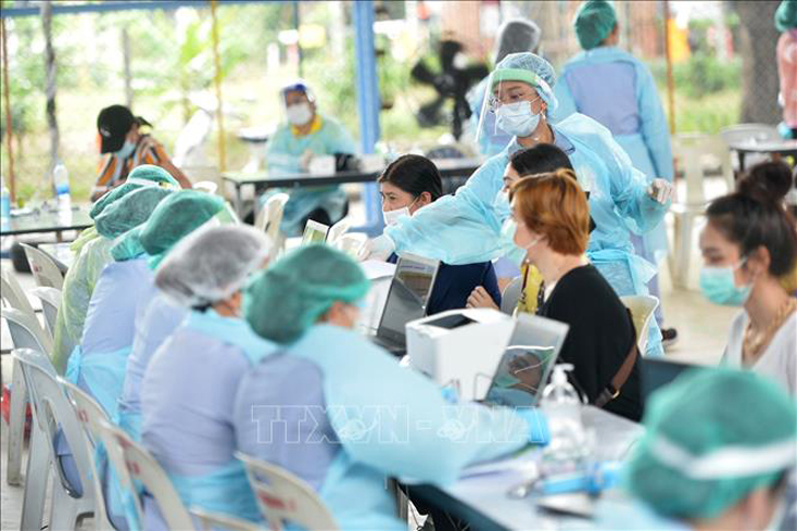 Thái Lan: Đi về từ nước ngoài bằng máy bay sẽ phải chịu chi phí cách ly