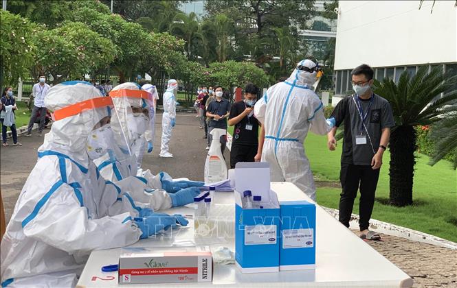 Sáng 12-6, Việt Nam có thêm 68 ca mắc mới COVID-19