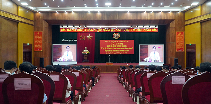 Hội nghị nghiên cứu, học tập chuyên đề toàn khóa về "Học tập và làm theo tư tưởng, đạo đức, phong cách Hồ Chí Minh"