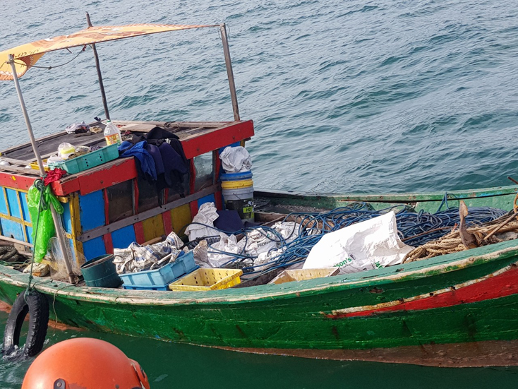 BĐBP tỉnh: Phát hiện, ngăn chặn người dân trục vớt, vận chuyển kim loại chìm đắm dưới biển