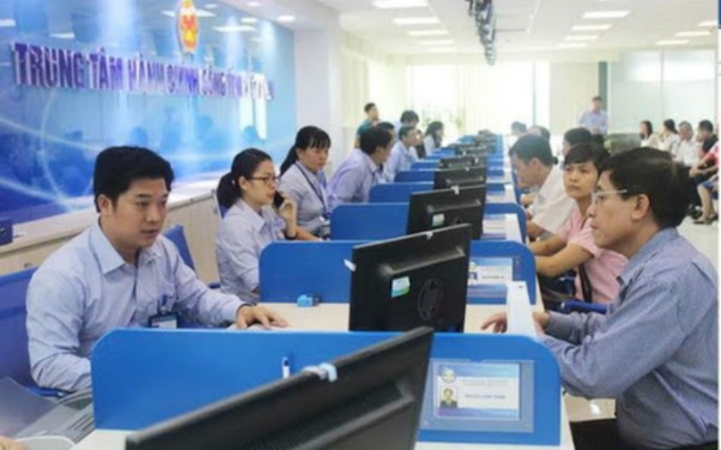 Từ ngày 1-8, bãi bỏ chứng chỉ tin học, ngoại ngữ cho công chức hành chính, văn thư