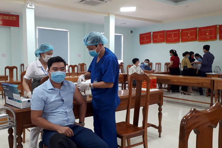 Các địa phương triển khai tiêm vắc-xin phòng Covid-19 đợt 2