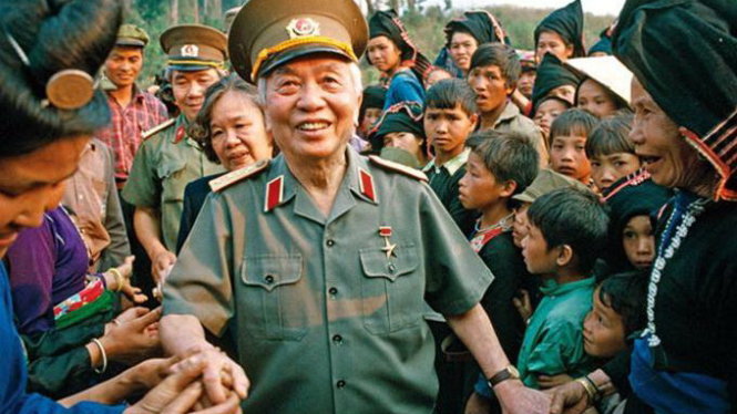 Đại tướng lòng dân... (*)