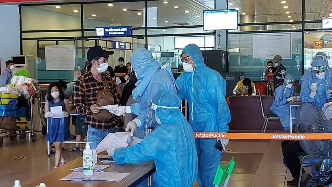 Tạm dừng các chuyến bay chở khách từ TP. Hồ Chí Minh – Đồng Hới và ngược lại