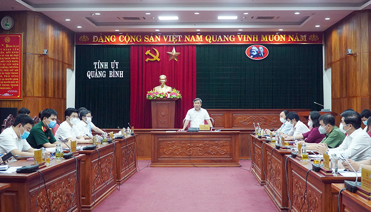 Cho ý kiến về các báo cáo kinh tế - xã hội, ngân sách và công tác xây dựng Đảng 6 tháng đầu năm