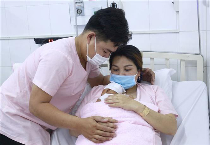 Tăng cường sự lãnh đạo của Đảng đối với công tác xây dựng gia đình trong tình hình mới