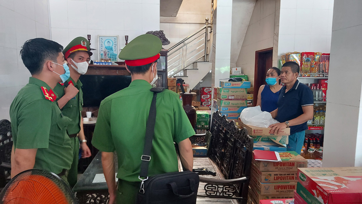 Tuyên Hóa: Triển khai đợt cao điểm tuyên truyền, kiểm tra an toàn phòng cháy chữa cháy