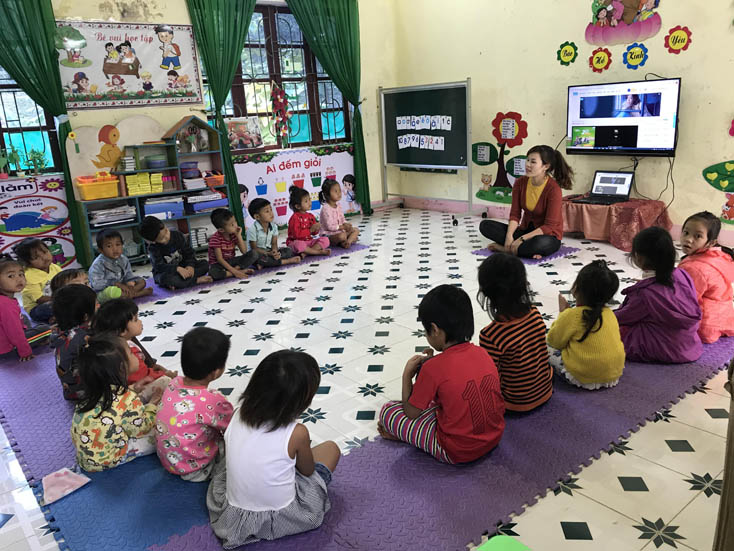Học tập và làm theo Bác từ "nói đi đôi với làm"