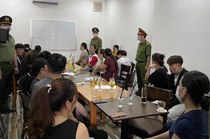 Công an TP. Đồng Hới: Xử phạt trên 50 triệu đồng các trường hợp vi phạm quy định về phòng, chống dịch Covid-19