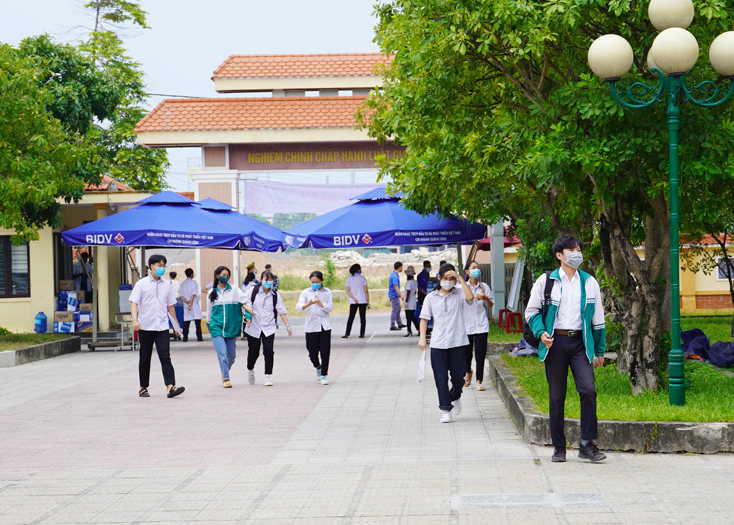 Gần 12.000 thí sinh bước vào Kỳ thi tốt nghiệp THPT năm 2021