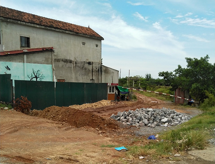Cơ quan chức năng xử lý điểm đấu nối trái phép trên quốc lộ 1
