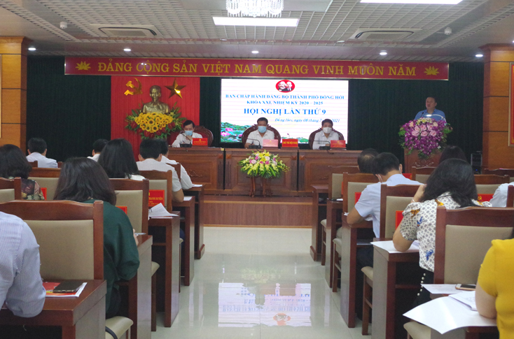 Thành ủy Đồng Hới: Tập trung nguồn lực, thực hiện đồng bộ các giải pháp tháo gỡ khó khăn cho sản xuất, kinh doanh