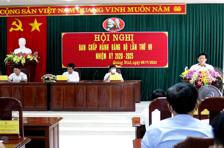 Huyện ủy Quảng Ninh:  Tập trung thực hiện tốt các nhiệm vụ trọng tâm 6 tháng cuối năm