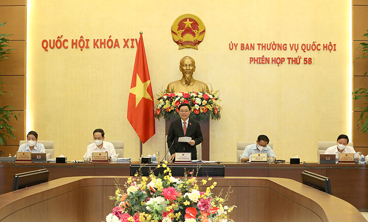 Chủ tịch Quốc hội Vương Đình Huệ chủ trì khai mạc Phiên họp thứ 58 của Ủy ban Thường vụ Quốc hội: Khẩn trương và kỹ lưỡng