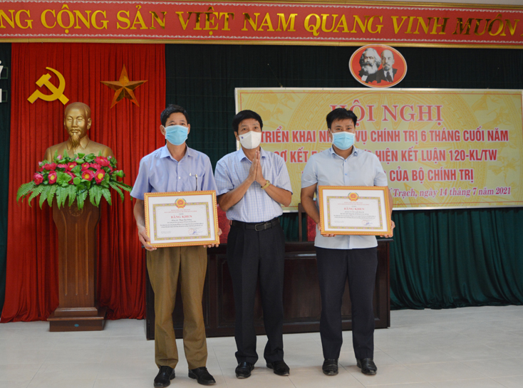 Huyện ủy Bố Trạch:  Hội nghị Ban Chấp hành mở rộng