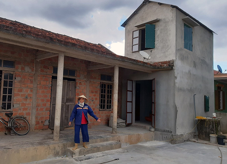Xây dựng gần 900 căn nhà "an toàn chống chịu bão, lũ"