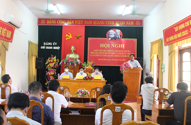 Đẩy mạnh sản xuất, kinh doanh gắn với công tác xây dựng Đảng