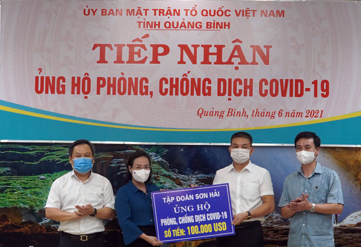Cộng đồng doanh nghiệp vượt khó, chung tay phòng, chống Covid-19