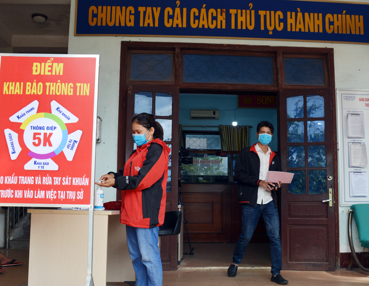 Bố Trạch: Giải quyết tốt các thủ tục hành chính trong giãn cách xã hội