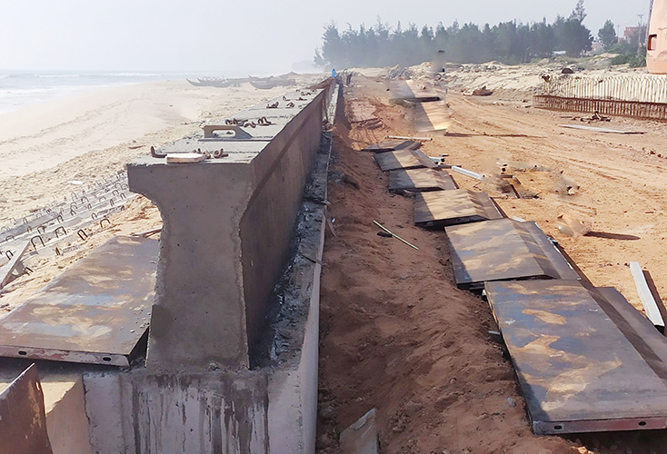 Các dự án sửa chữa, khắc phục hư hỏng hệ thống kè cửa sông, cửa biển: Vì sao chưa thể tiếp tục thi công?