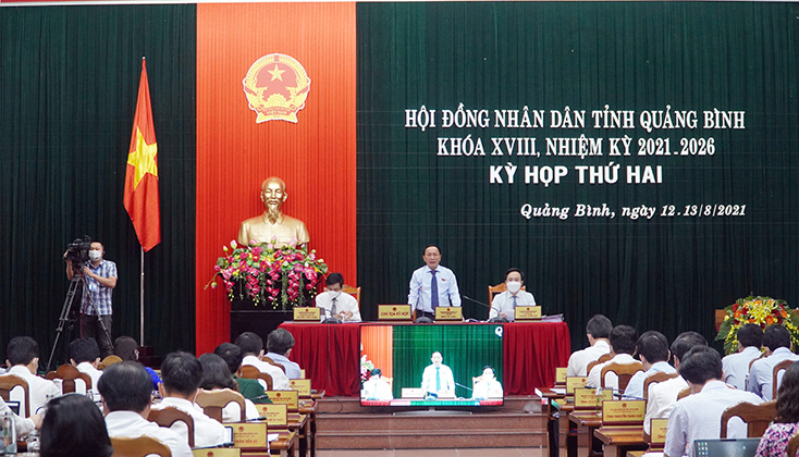 Đại biểu chất vấn nhiều nội dung "nóng", cử tri quan tâm