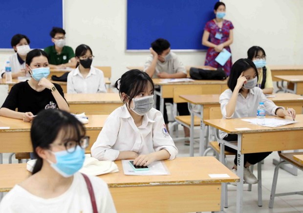 Xét tuyển đại học tại TP.HCM: Điểm sàn không biến động