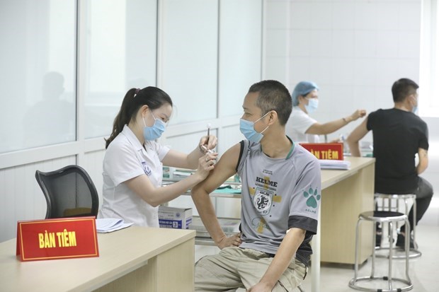 Mở rộng địa điểm tiêm thử nghiệm giai đoạn 3 vaccine Nanocovax