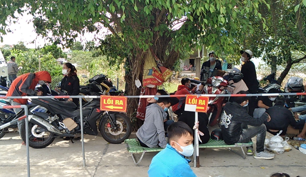 Kiểm soát chặt chẽ người và phương tiện về từ các tỉnh, thành phố phía Nam.