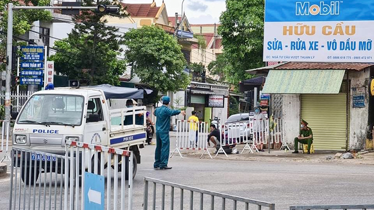 Triển khai phần mềm quản lý di biến động người ra vào vùng dịch