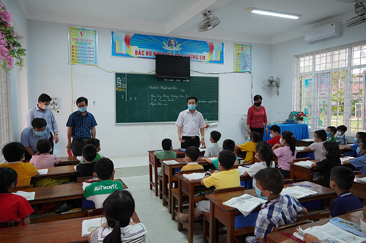 Ngành GD-ĐT: Tăng cường các biện pháp bảo đảm an toàn cho ngày tựu trường