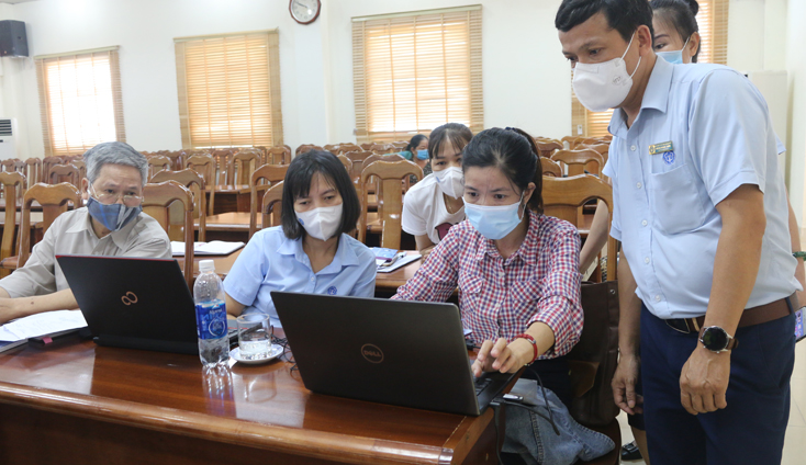 Phát huy vai trò của đại lý thu bảo hiểm xã hội giữa đại dịch Covid-19