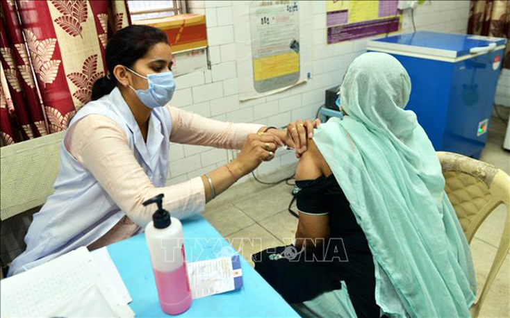 Ấn Độ lập kỷ lục tiêm hơn 10 triệu mũi vaccine trong 1 ngày