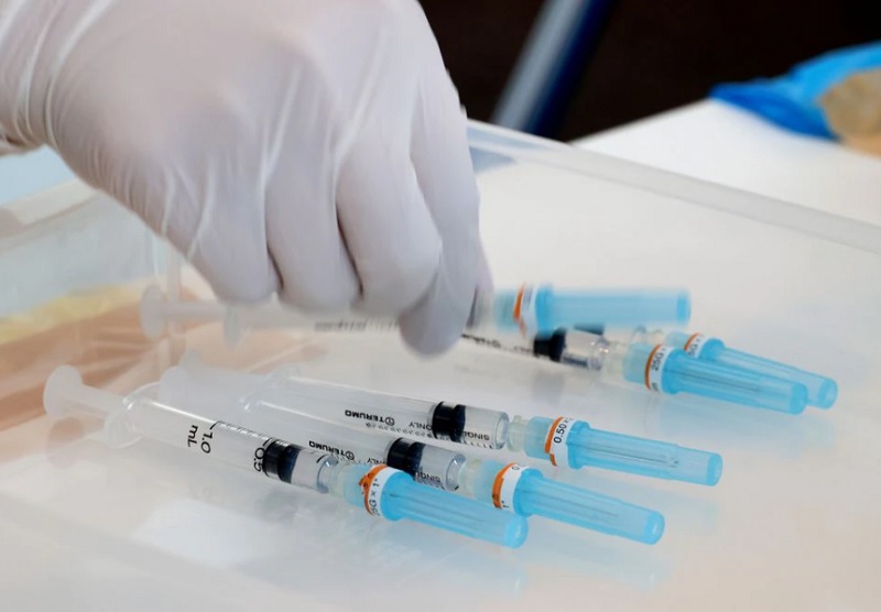 Nhật Bản xem xét tiêm kết hợp hai loại vaccine Covid-19 khác nhau