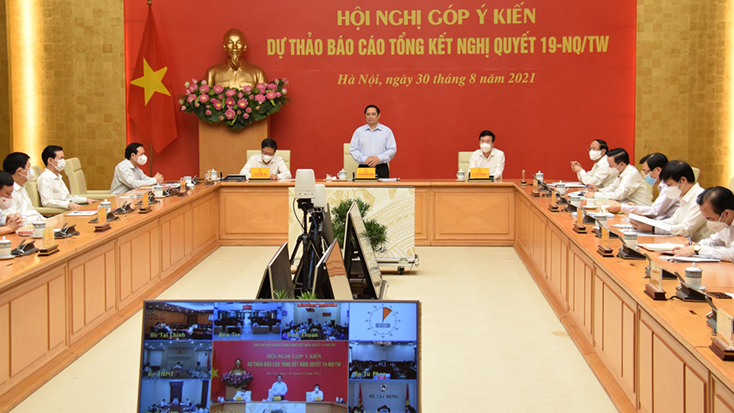 Thủ tướng chủ trì hội nghị góp ý về chính sách, pháp luật liên quan đến đất đai