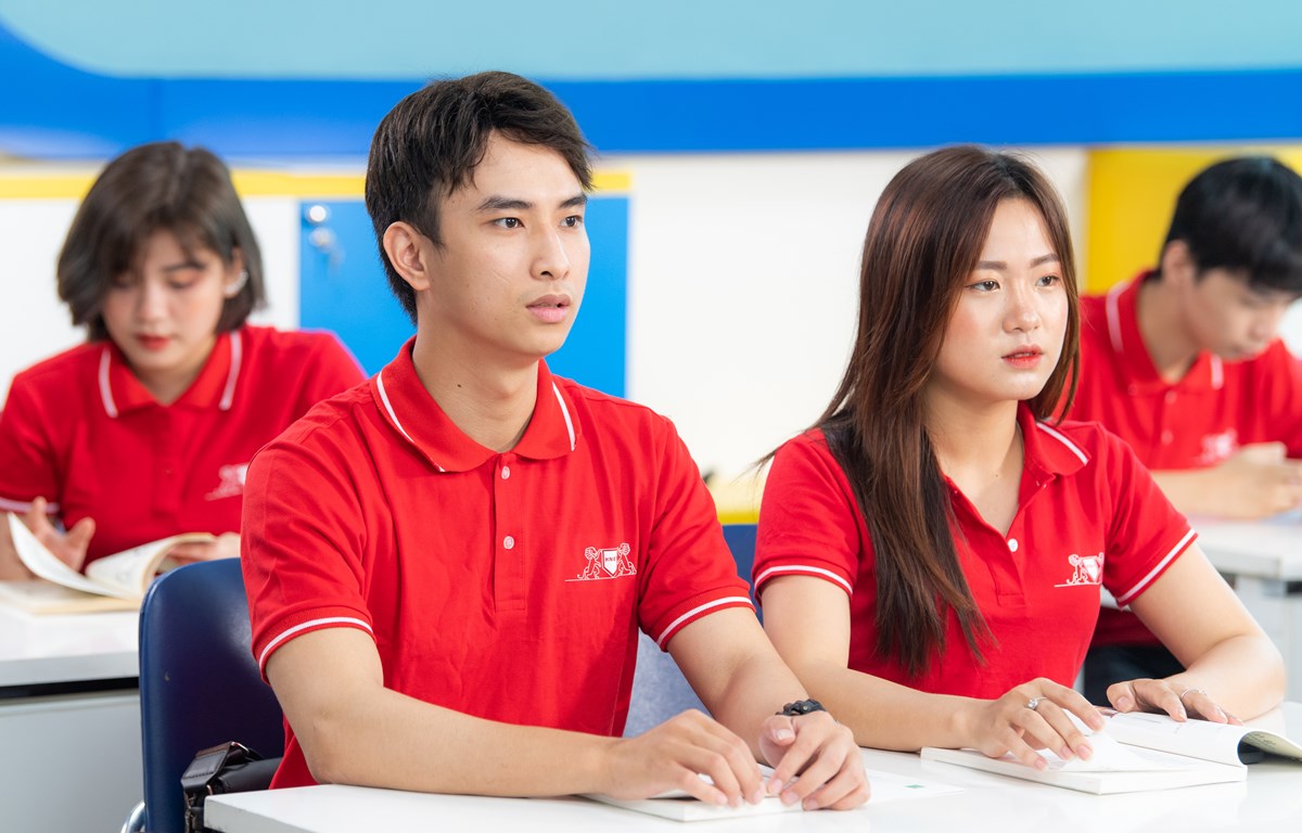 Nhiều chương trình học bổng hấp dẫn dành cho tân sinh viên