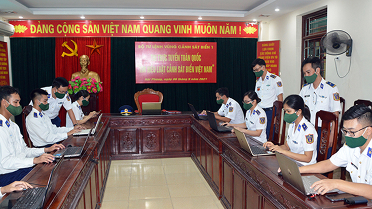 Tích cực tham gia cuộc thi trực tuyến "Tìm hiểu Luật Cảnh sát biển Việt Nam"