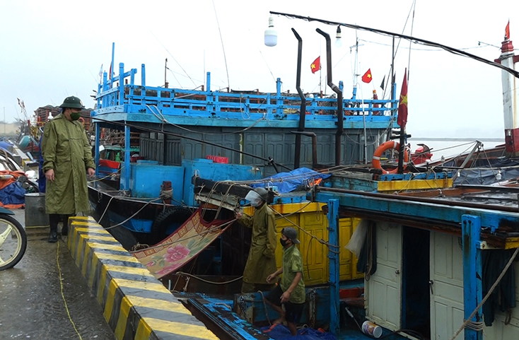 Công an Quảng Bình triển khai phương án ứng phó bão số 5