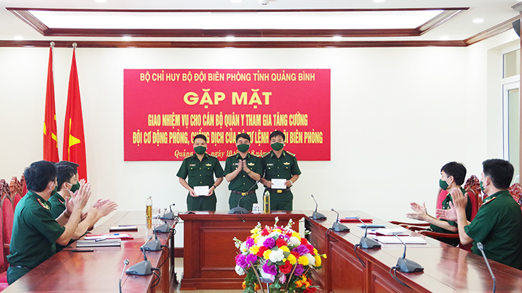 "Chia lửa" cùng miền Nam