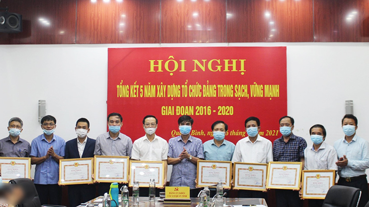Đảng bộ Sở Nội vụ: Chú trọng xây dựng tổ chức đảng trong sạch vững mạnh