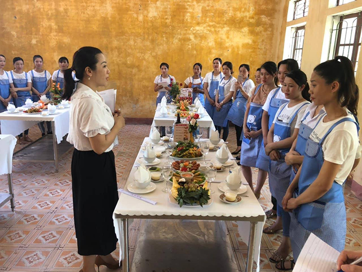 Liên kết đào tạo giữa nhà trường-doanh nghiệp: "Bắt tay" còn "lỏng lẻo"