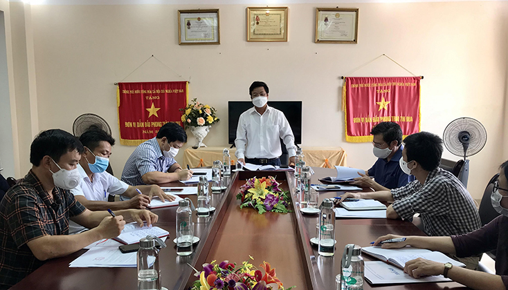 Đồng chí Trưởng ban Tuyên giáo Tỉnh ủy làm việc với Báo Quảng Bình
