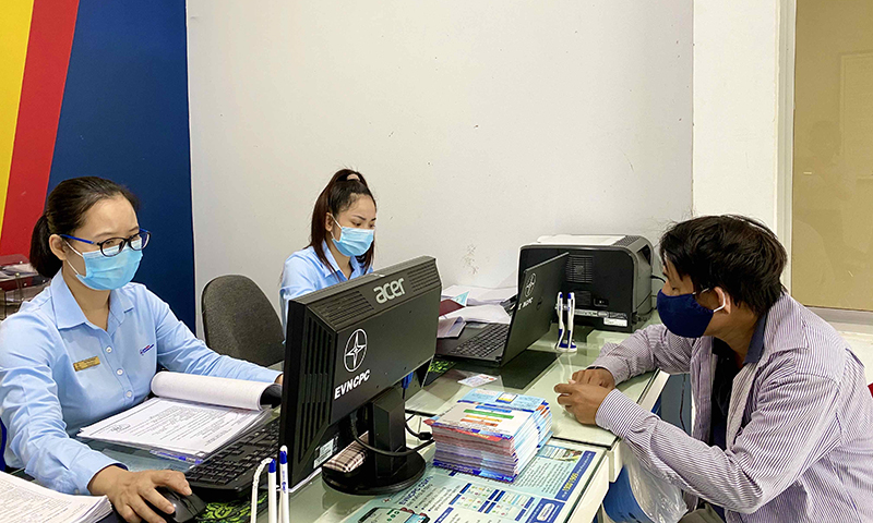PC Quảng Bình: Đẩy mạnh thanh toán tiền điện không dùng tiền mặt