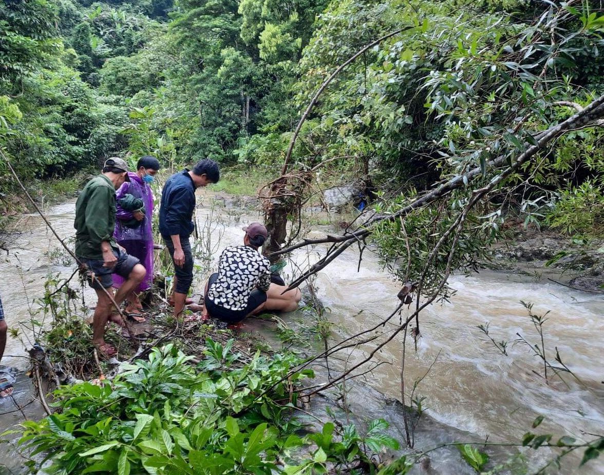 Minh Hóa: Một người bị rơi xuống ngầm tràn đuối nước